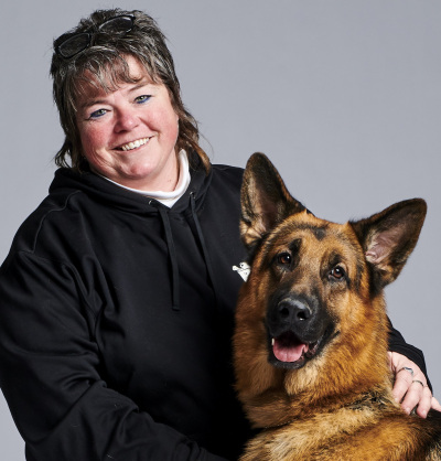 BillBriouxTV's tweet photo. Do dogs know it's a pandemic? Top trainer Sherri Davis steers Diesel through a new season of @Citytv's #HudsonandRex — listen now at BriouxTV: The Podcast - https://t.co/u2AoRRkAQV https://t.co/KjjwQcavWX