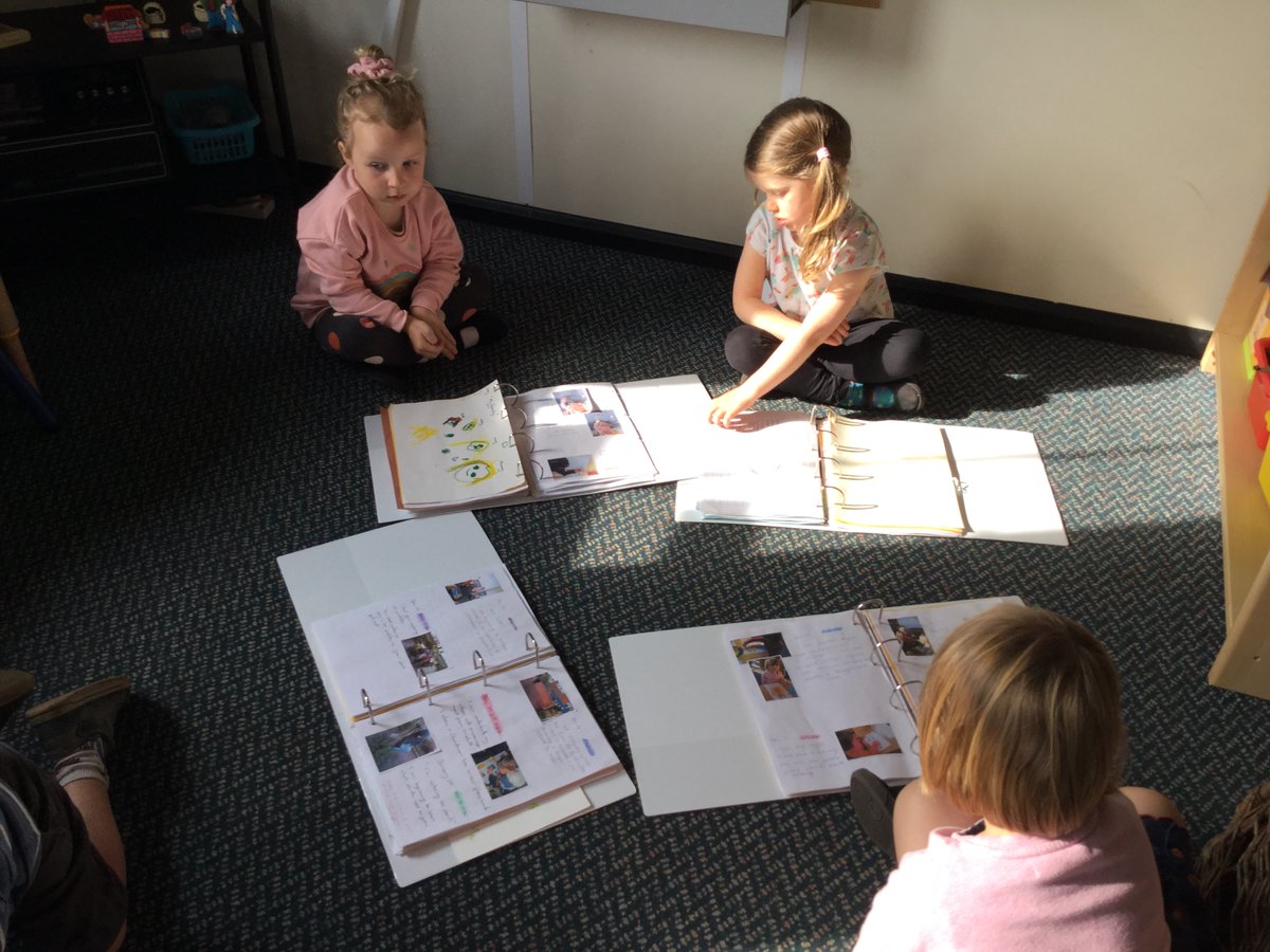WBarnsNursery's tweet photo. Sharing our learning journals with our friends. #learningjournals #achieving #childrensvoice #wellbeing #reconnecting https://t.co/rhtebcRP3g