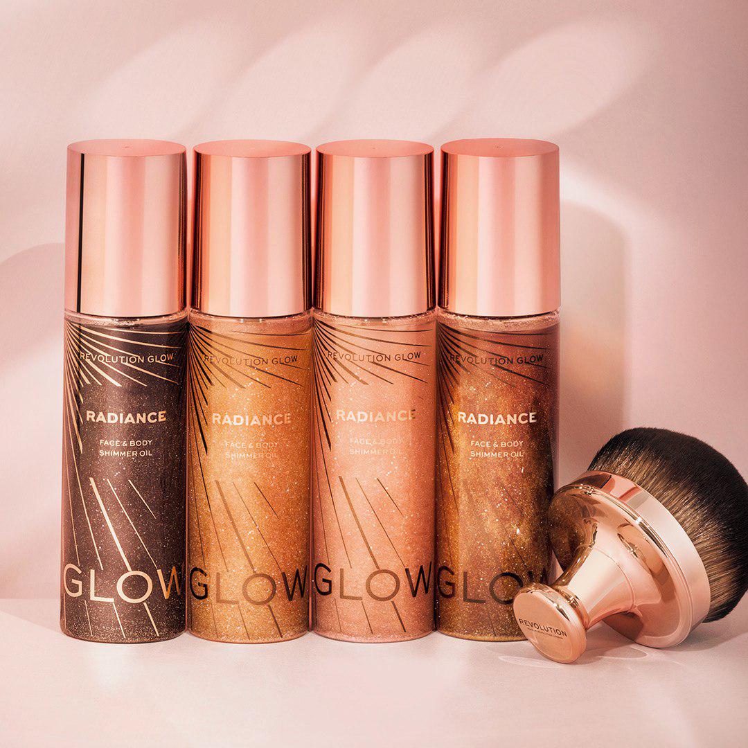makeup_rev_es's tweet photo. ¿Has probado ya nuestros aceites Glow Radiance Shimmer para cara y cuerpo? 💫 Aplícalos con la brocha Buffing (11.99€) y consigue una piel radiante y un brillo espectacular. 😍😍😍
👉 14.99€
#revolutionEspaña #makeuprevolution #aceitecorporal #glow https://t.co/axjxZFogKs+ https://t.co/HzWm0mkFLk