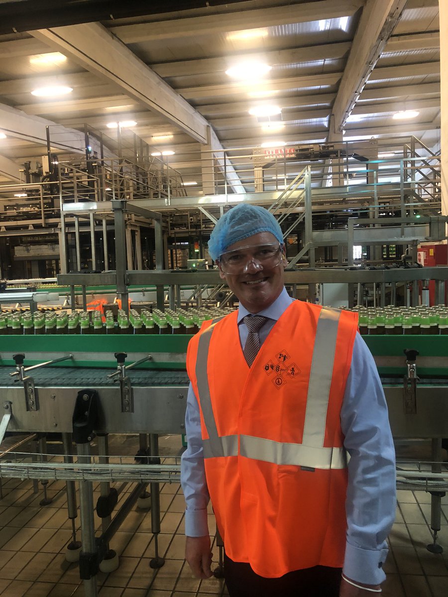 DKAmbCroatia's tweet photo. Back in charming @Grad_Koprivnica 🇭🇷 to meet new CEO of 🇩🇰 #Carlsberg Received an update on the brewery’s successful commitment to sustainable production+high labour standards👏🏻 #zerocarbon #zerowaterwaste #zeroirresponsibledrinking #togethertowardszero @MiselJaksic https://t.co/d5e7ED51lB