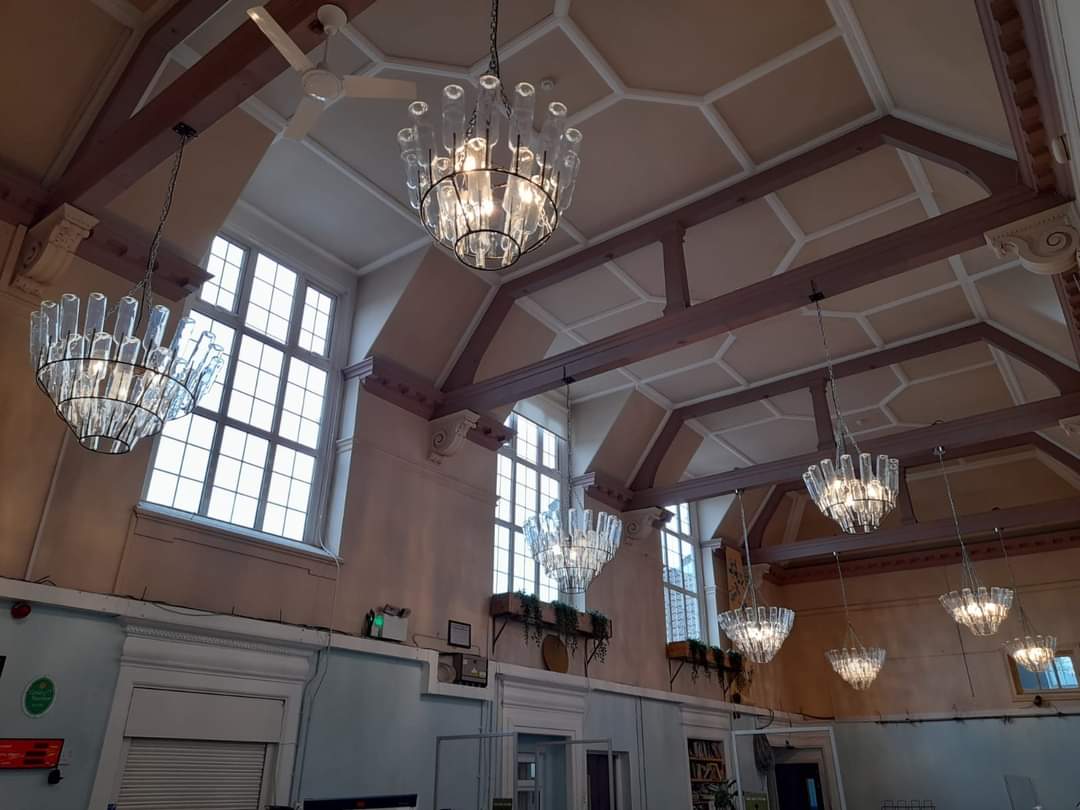 briznrg's tweet photo. Excellent to see our Megawatt Community Fund being put to stylish energy saving use already, brightening up the lobby of St Werburghs Community Centre.
#communitybenefit #bencom #cbs #energyefficiency #LED #bristol #bs2 https://t.co/HR36Ryc4tE https://t.co/rInfSRcuhK