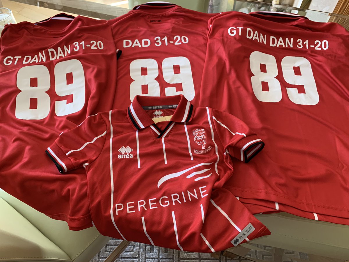 Hoping to wear these <a href="/LincolnCity_FC/">Lincoln City FC 🇺🇦</a> to produce a #YourLNERMoment in memory of my father in law who passed away in july #uptheimps