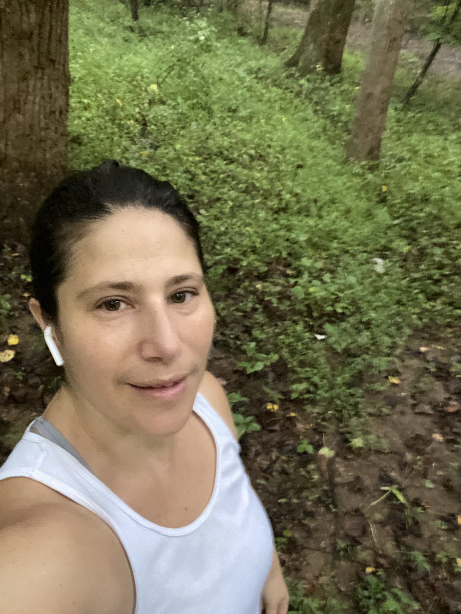 drjulieb's tweet photo. @Majority54 @JasonKander @RaviMGupta My daily walk/communing with nature and listening to #Majority54 Great self-care for this psychologist mom. https://t.co/5kbutn6r43
