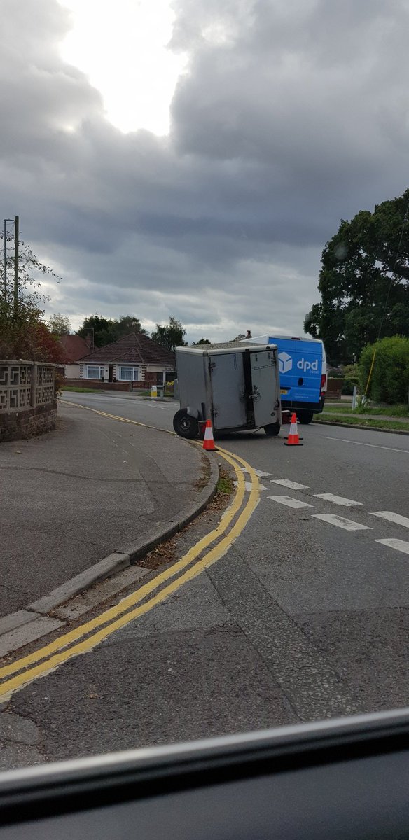 Ian Robinson tweet media