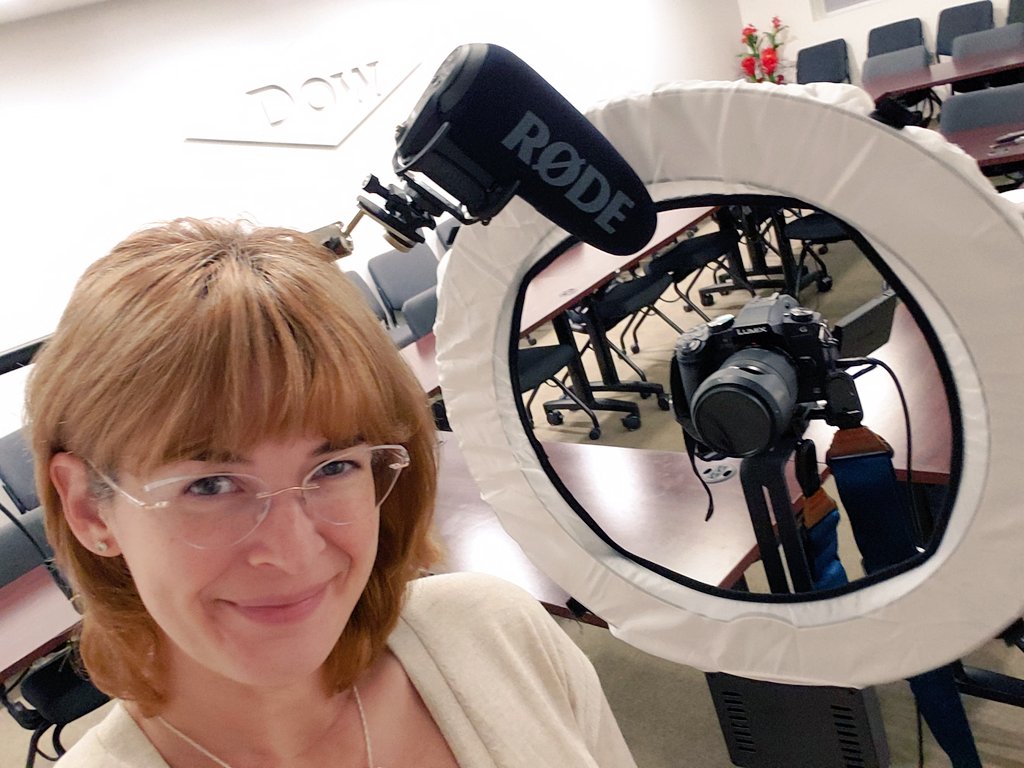 1/ At my core, I am a storyteller – it’s not just my day job. There’s nothing that fuels my passion more than capturing the truth behind the content I post.