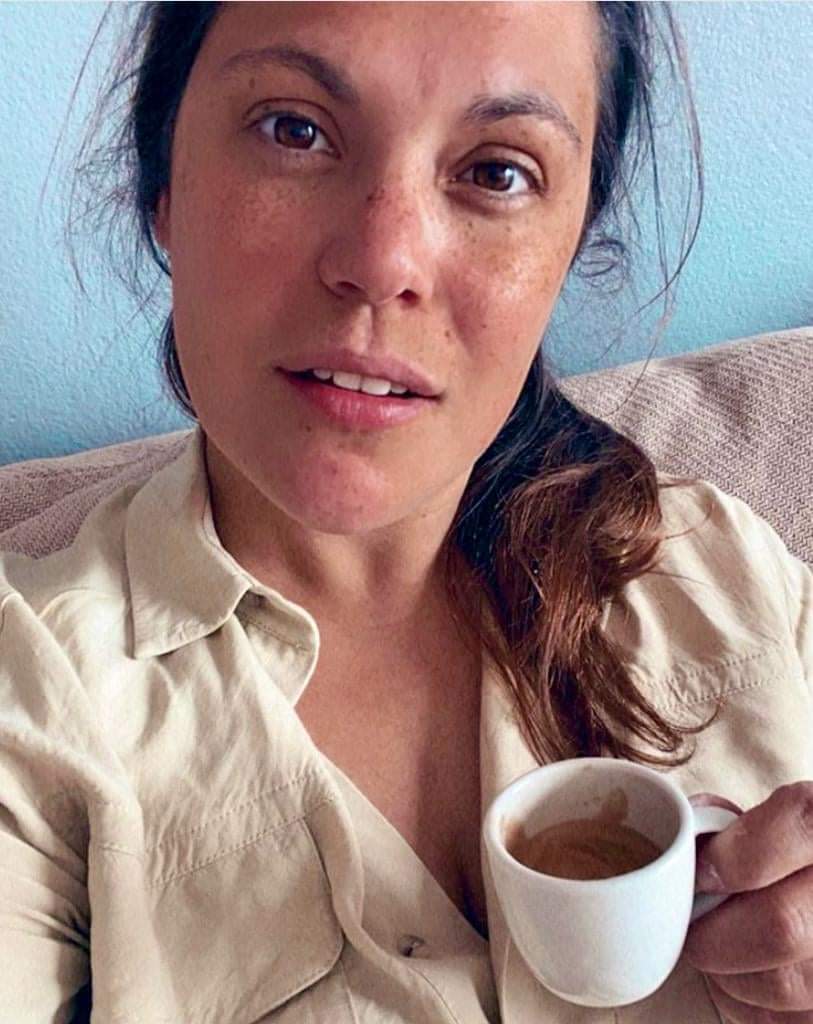BennyChildren's tweet photo. O post de hoje é muito especial! Estamos a dar início as “Mama Talks”!!! ✨

A primeira mãe a dar o seu testemunho é a Helga! 😉 Seguimos com atenção a Helga e adoramos a energia dela! Se querem receber uma boa dose de realismo e boa energia diária basta segui-la! https://t.co/bTblYBE2MS