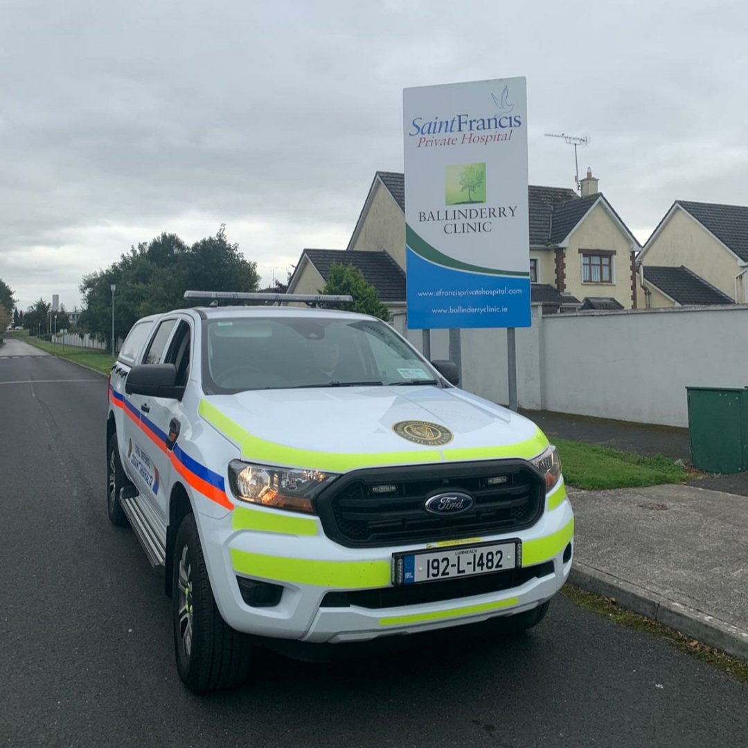 limerickcd's tweet photo. Patient transfer this afternoon - return trip Limerick to Mullingar.
@CivilDefenceIRL @LimerickCouncil
@Limerick_ie @ilovelimerick
@thisislimerick
#ourvolsrock #limerickcouncil #StaySafe #ilovelimerick #thisislimerick https://t.co/SRiZp6EkCN