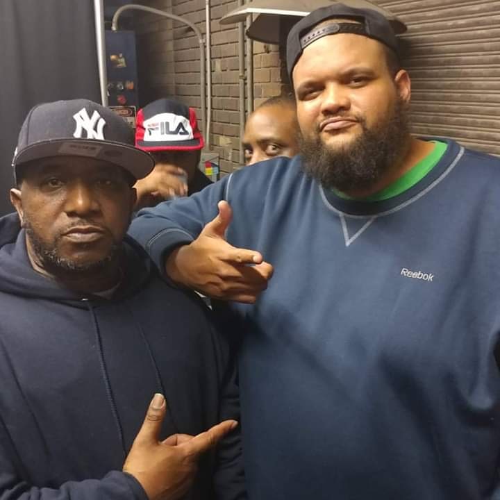 kingmagnetic's tweet photo. #tbt with @TheRealKoolGRap and @IAMDJSOULBUCK in Philly a few years back. #kingmagnetic #magmob #koolgrap #djsoulbuck #ughh #weeklyvibes2020 #phillyhiphop #bars https://t.co/2li6Co7JZX