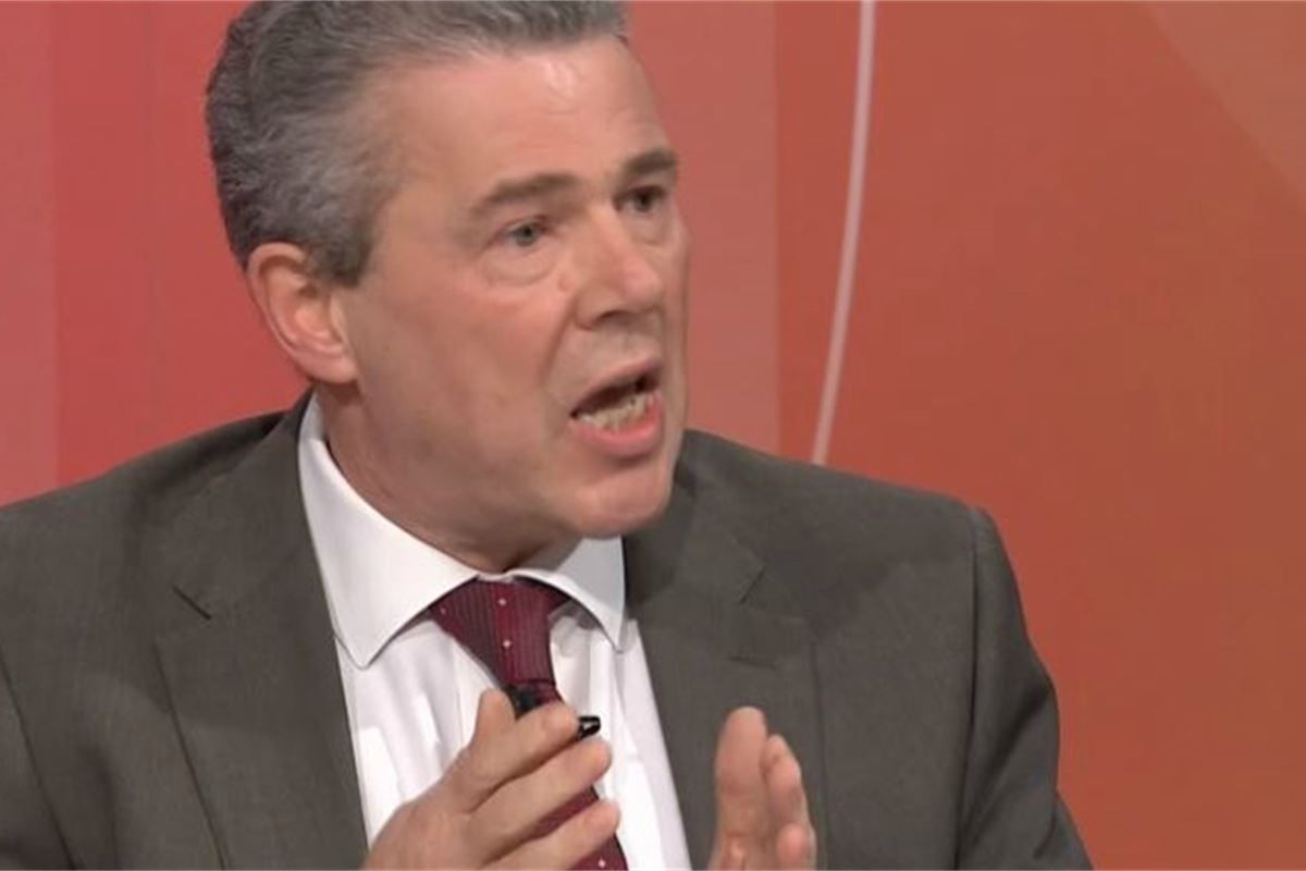 CSWnews's tweet image. Cabinet Office urged to rethink ‘irresponsible’ back-to-work plans for civil servants: buff.ly/33gKHtj @pcs_union