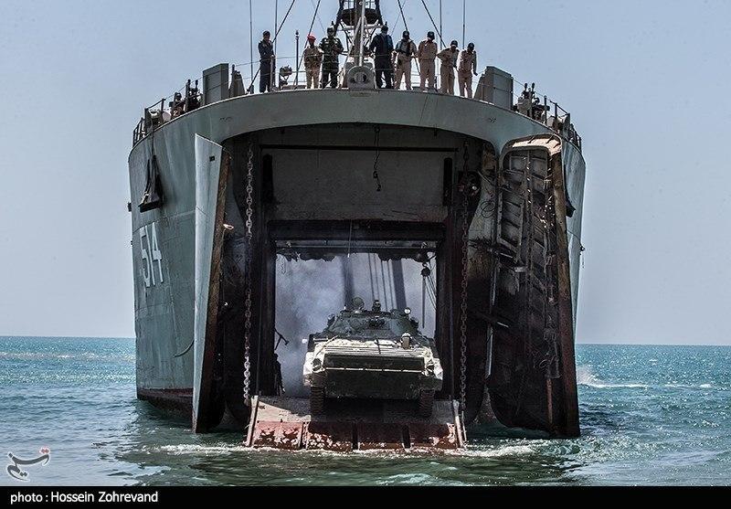 Iran : Photos des exercices Zulfiqar ٩٩ Army extraites des vidéos, qui documentent divers armes et matériels mis en oeuvre.