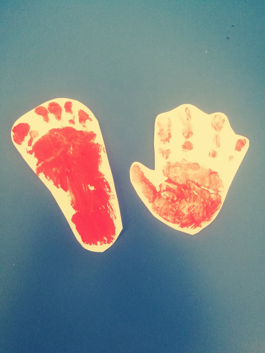 Noeliagarrico's tweet photo. So small but so big at the same time. @Novaschool_es #MyBabies #LotsOfLove #FirstWeeks #VueltaAlCole https://t.co/9QxUK3QWej