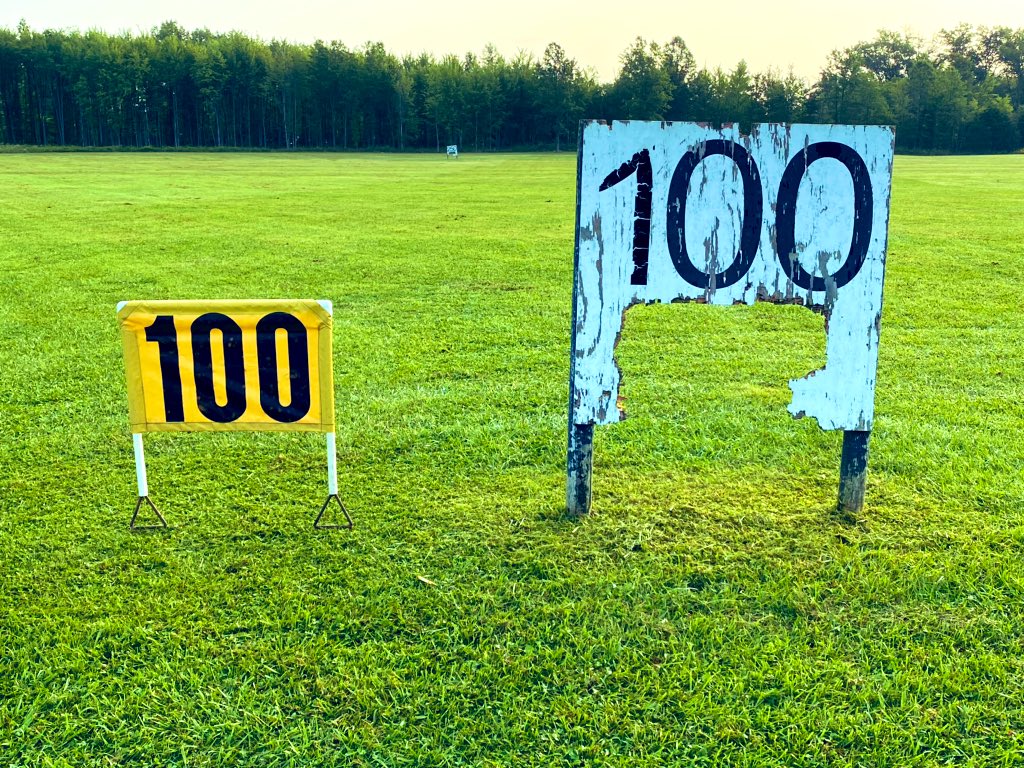golfeaglesnest's tweet photo. Out w/ the old, in w/ the ‘new to us’ yardage markers for the DR. #golfeaglesnest https://t.co/5Q9r7fuMnj