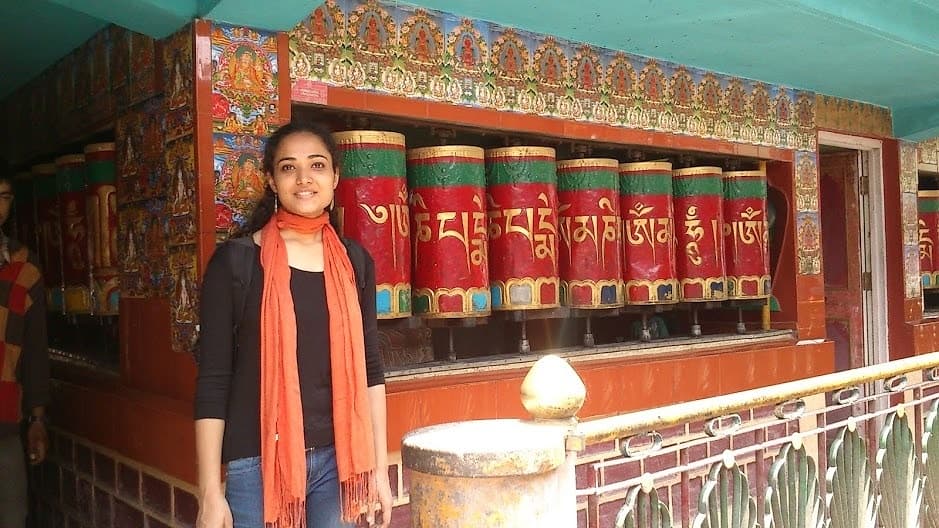 singingdeepti's tweet photo. Throwback to the good old days where roaming on the streets of Manali and visiting ancient temples was nothing but mesmerising! 💕✨
#thrusdaythrowback #thrusdaytravel #manali #himachaltourism #thursdaymood #thrusdaythoughts #thrusdayvibes #travelgram #travel https://t.co/Adzg4A3Iha