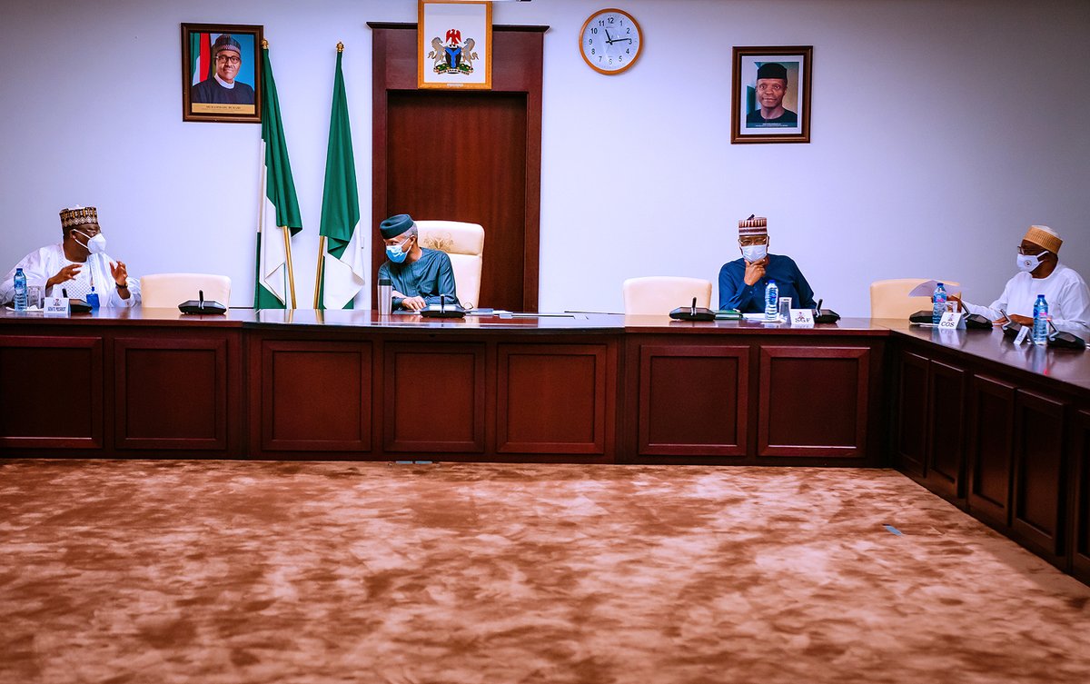 NigeriaGov's tweet photo. Vice President @ProfOsinbajo chaired the first meeting of the @OfficialAPCNg tripartite consultative committee of the Executive, Legislature and Leadership of the @OfficialAPCNg at the State House, Abuja.

#AsoVillaToday https://t.co/us1XcOKXD9