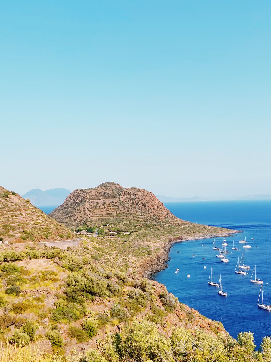 Lasimoinviaggio tweet media