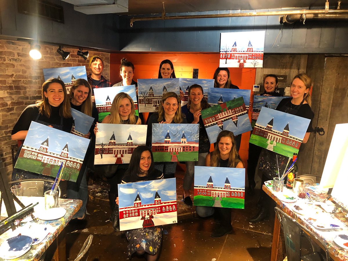 HCCMetroNYC's tweet photo. Itโs #CROSSROAD2020! While we canโt be together in person, letโs share some of our favorite memories with the ๐! Hereโs some of ours - canโt wait to see yours! Show your purple pride and tag @GoHolyCross, @HCCMetroNYC and @hcalumni! #hctogether #gocrossgo https://t.co/dTE2AS0kxo