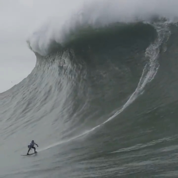 Guinness World Records on Twitter "NEW RECORD Largest wave surfed