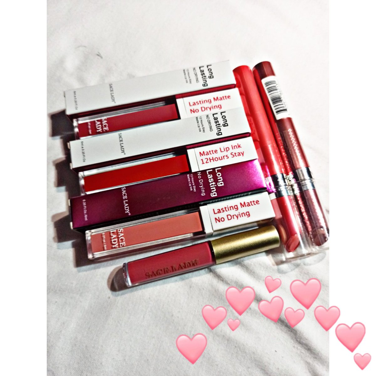 jhybyy's tweet photo. Wag kasi ipambisyo at ipambabae ang sahod! 💪✌️ Minsan bilhan din ng gusto ang asawa @Cyrinrin ❤️💞 #SaceLady #Revlon 💋💄 https://t.co/0bZPQ8W9Ck
