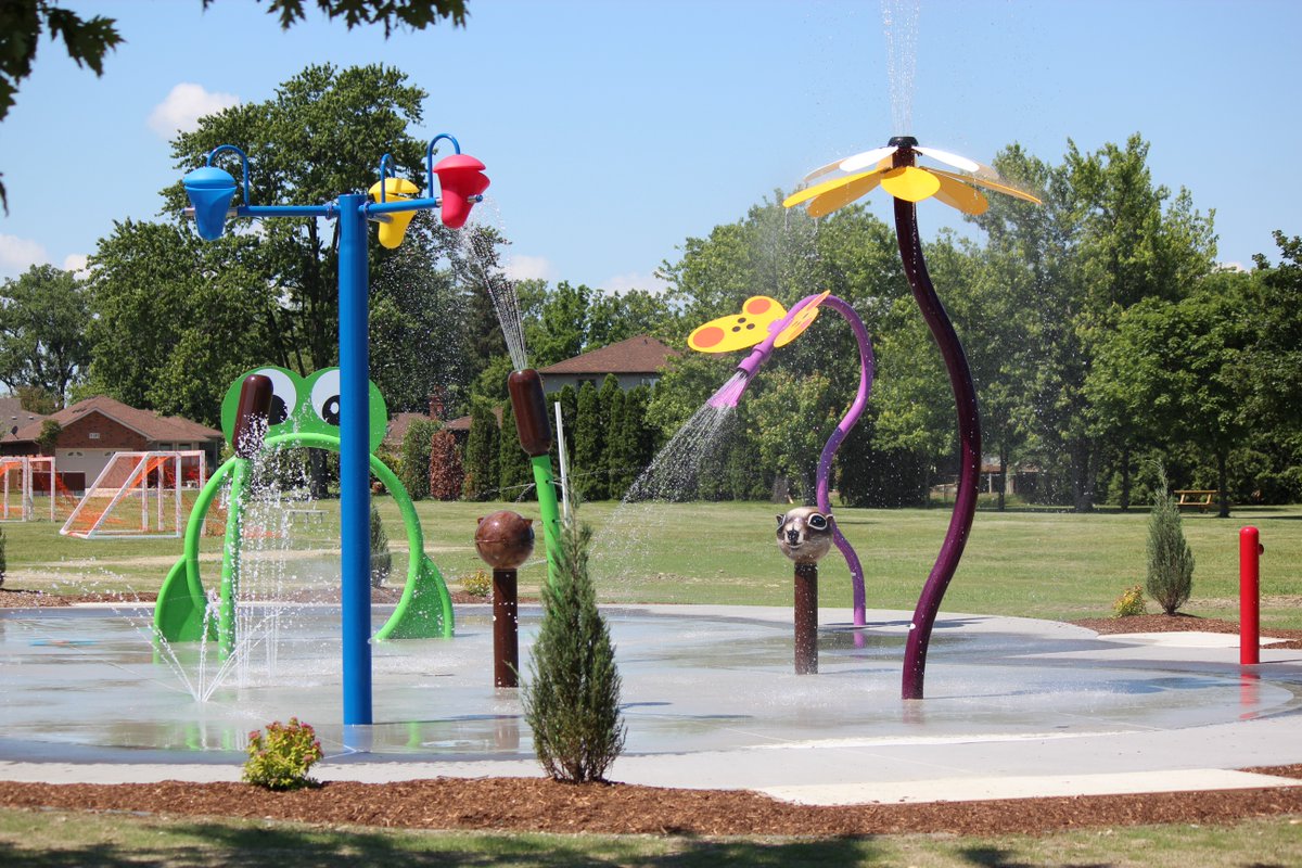 KingsvilleON's tweet photo. Here is your chance to have your say on the location of our proposed splash pad.  Please fill out the survey found at the following location:  https://t.co/JS506SMaRF https://t.co/TfX1VN2TIk