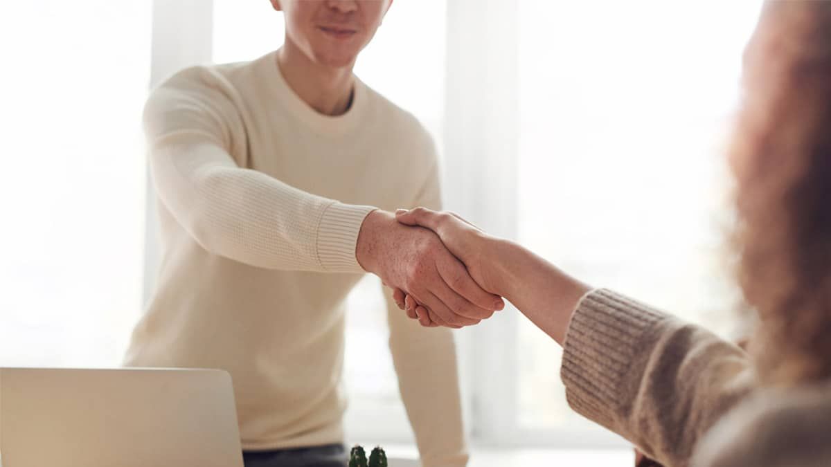 Our latest research revealed nearly 50% of students and graduates are put off applying for jobs because of the recruitment process. We delved deeper into the topic and spoke to students about what's putting them off, you can read more here - buff.ly/3m4rAeB