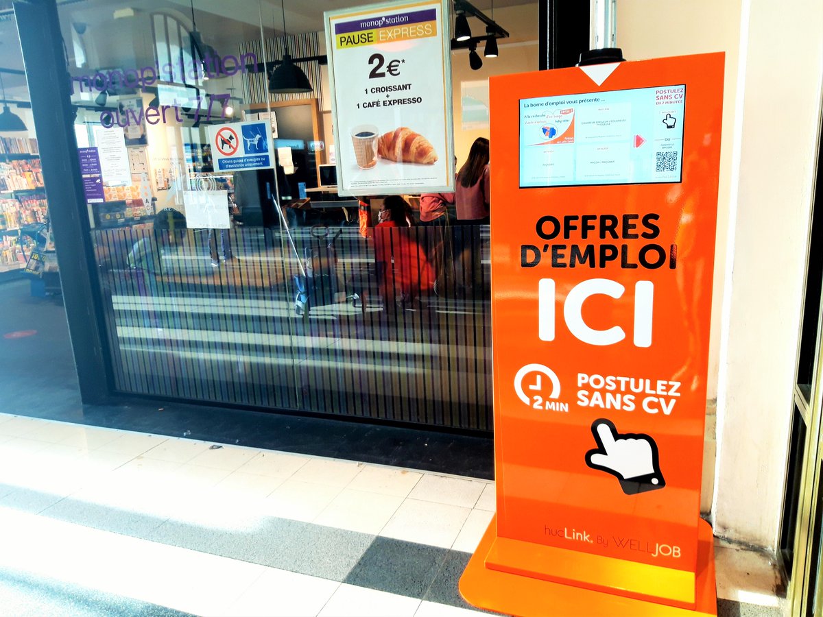 LIGNEP_SNCF's tweet photo. Du nouveau dans vos gares ! 🆕
À #Meaux, vous pouvez désormais postuler en 2 minutes sans CV, grâce aux bornes #hucLink 📝
Pour en savoir plus sur cette borne, cliquez ici ! 
https://t.co/ACUdz3NFyn https://t.co/b2Hm7Mp1Oc
