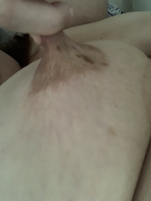 Molly Devours’s pics and videos