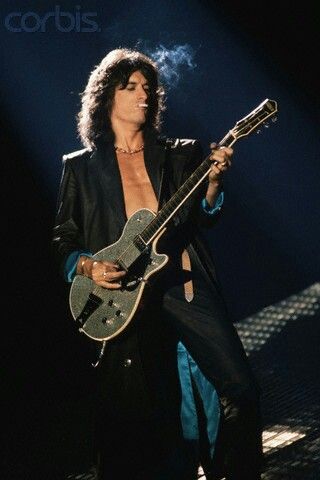 Happy Birthday to Joe Perry 