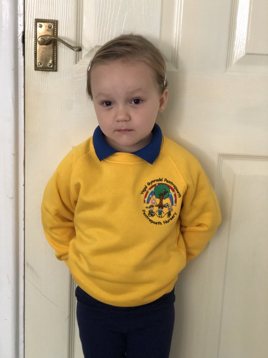 X_sophie69's tweet photo. Yes I balled my eyes out after dropping her off 😭😭😭 #MyBaby #FirstDayOfNursery 🌈 https://t.co/sbBIIONUfb
