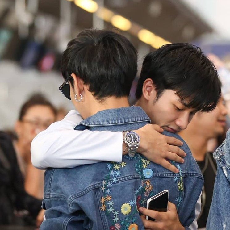 singtoszn's tweet photo. appreciation thread for #SINGTAY and their wholesome friendship
@stjinx_maya @Tawan_V https://t.co/Zr9QKxyd2u