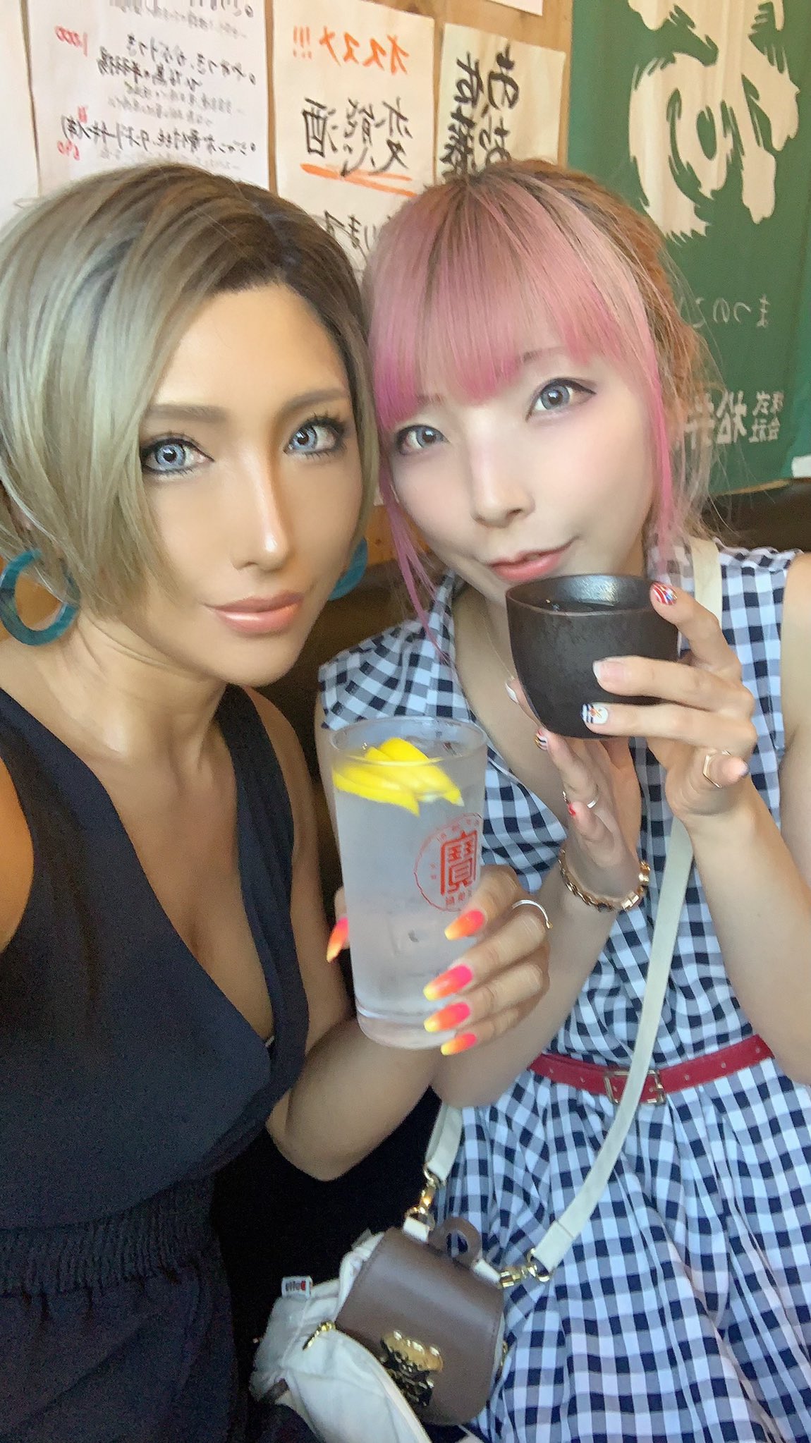 TW Pornstars - 1 pic. Non. Twitter. こもちゃんと☺️✨✨とりさしさし @comonun. 12:59 PM -  10 Sep 2020