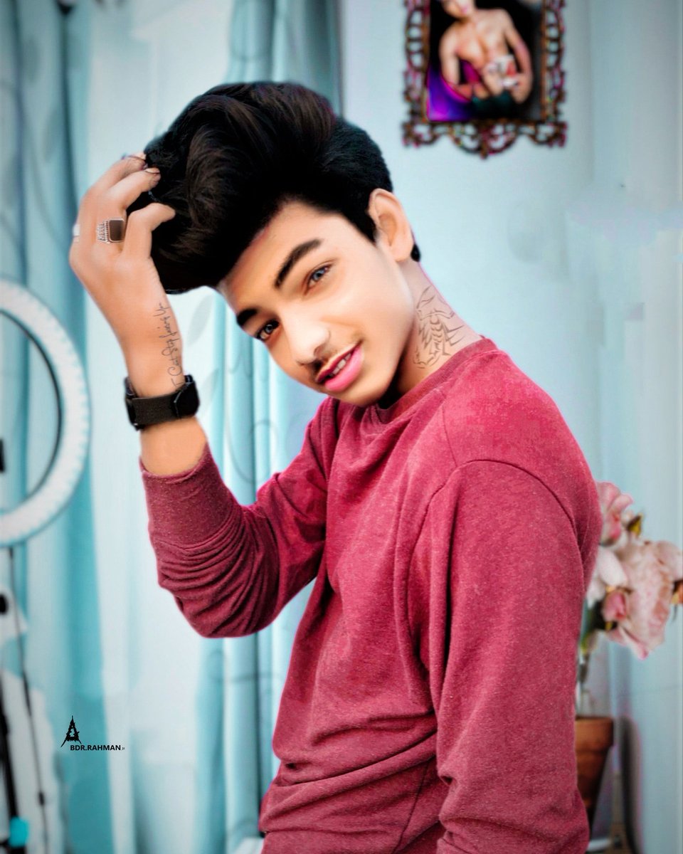 Abdr_31's tweet photo. সুন্দর পোষাক👌 আর সুন্দর চেহারায়💎 মানুষের সত্যিকার রূপ প্রকাশ পায় না,😎এক মাত্র সময় একদিন বলতে পারবে সেই মানুষটা কতোটা সত্য,⏳

Pic Edit:@abdrrahman😋
© Oleullah Islam Munsur 📸#abdrsquad🔥#team_06_squad🔥 https://t.co/SyNXApqxNZ