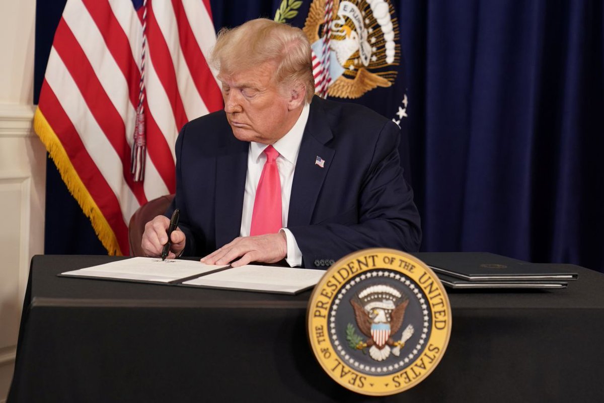 SFSTaxAcct's tweet photo. Workers will see smaller paychecks next year under Trump's payroll tax deferral. https://t.co/9qhyQ8jcu0 https://t.co/coC48eIb3E
