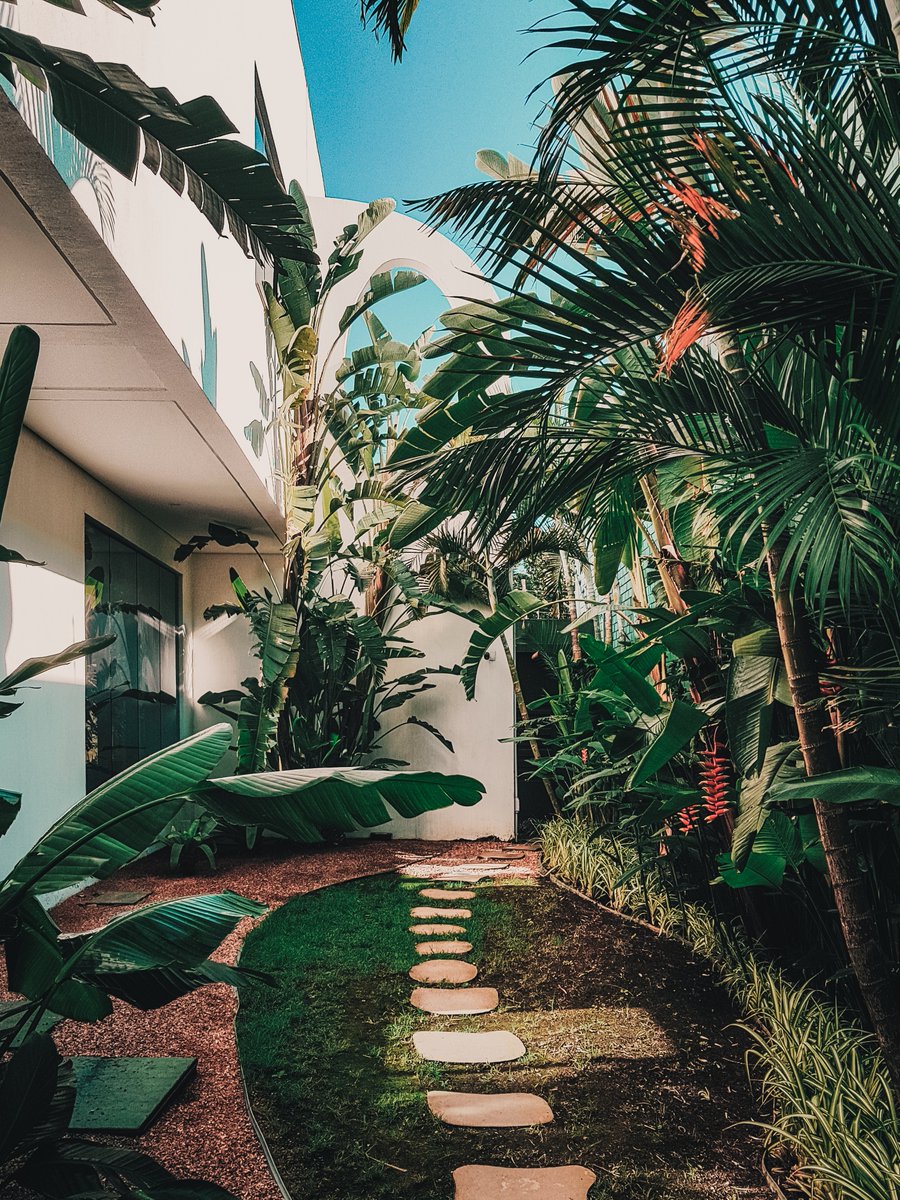 NRSRYpk's tweet photo. #NRSRY can meet any needs you may have for your landscaping. From design to development, maintenance and enhancements, our depth of experience makes us a seamless partner for the entire life-cycle of your landscape.

Hire our experts today - https://t.co/w92LdP4M92 https://t.co/OQIjyeaBmc