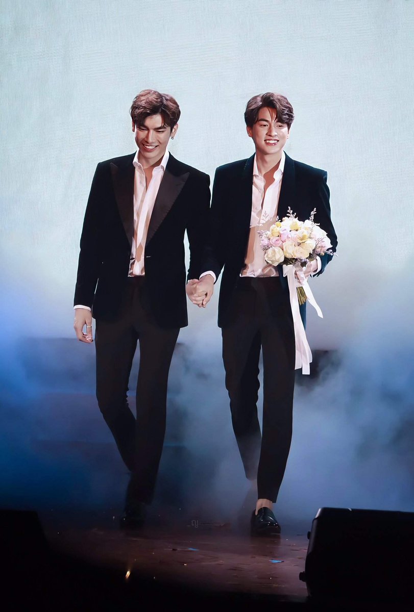 A thread of  #MewGulf holding hands Please feel free to add you favorite pictures as well   #MewGulf