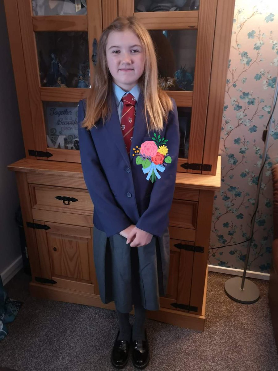 aproudmummy's tweet photo. As if this this amazingly beautiful, kind girl is now in year 8. The time goes so fast 💜 @newbarns1 @stbschool https://t.co/8wC6q6UfNl