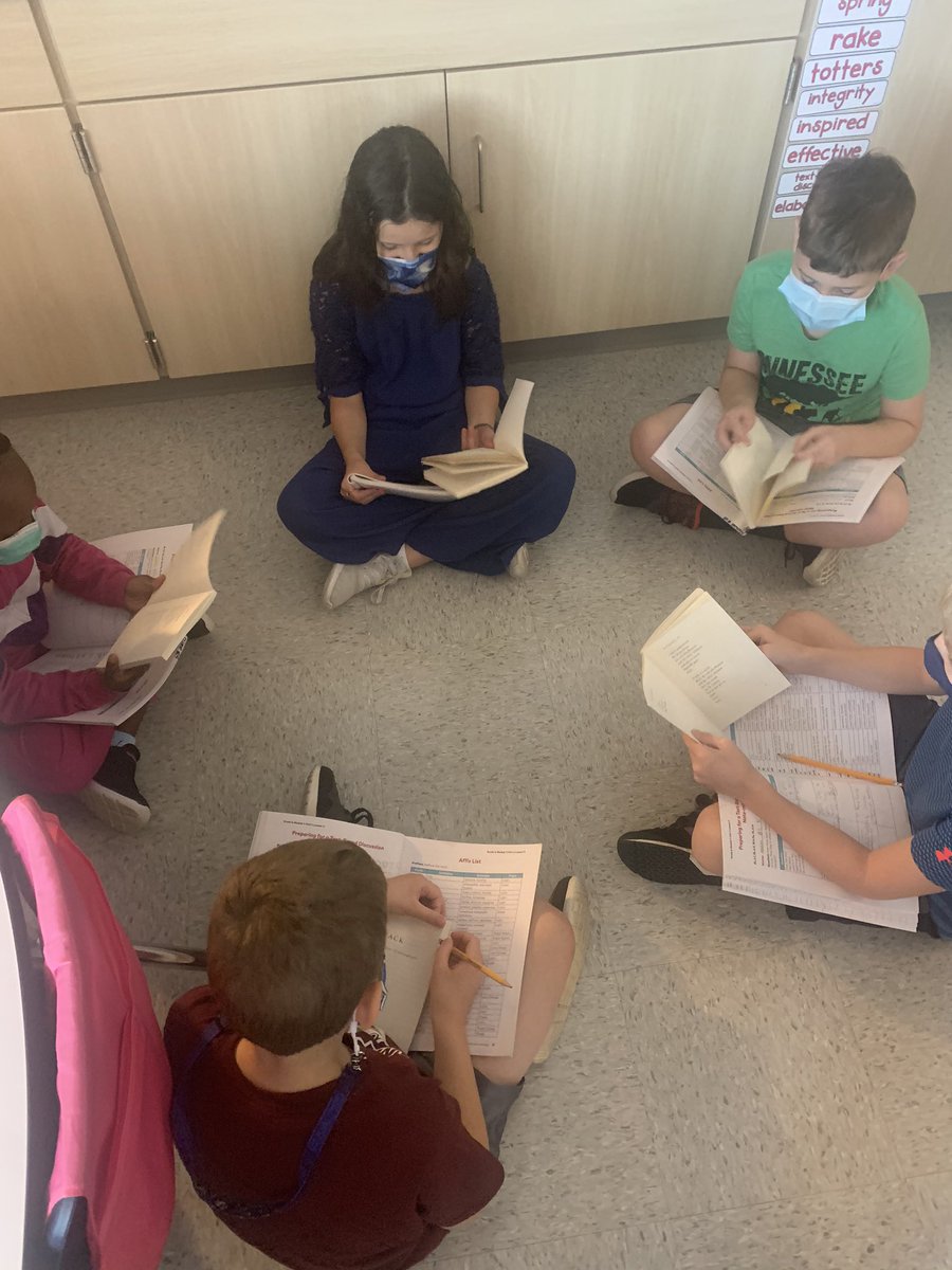 ReedToBeReady's tweet photo. Lots of great text-based discussion happening about Love That Dog and the main character, Jack! 🐶#readersareleaders #anewday4 @RSELions @AnnHaley_RCS @KeglerLisa https://t.co/QaS7RKvX6p