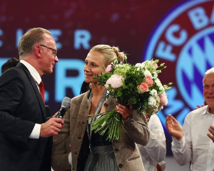 Kathleen Krüger has been the Team Manager for 10 years. She has her own office on the second floor of the training complex, where the players pass by several times a day."We all have the same goal, to be professional in our work and be successful."