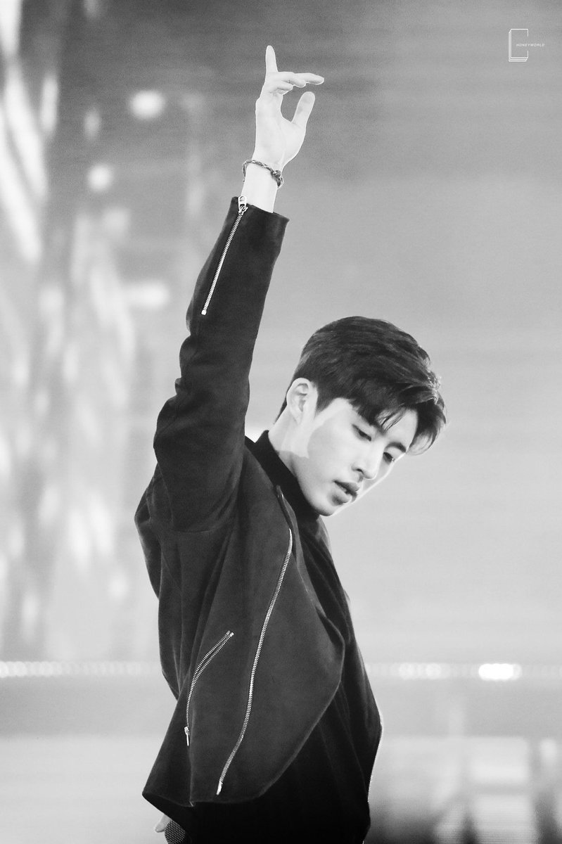 nhurhae's tweet photo. To all BINICS out there! Thank you for staying and waiting for kim Hanbin to be back!!!! Thank you for supporting him through his tough time. I think we can now start celebrating our comeback as Binics fans and be happy!!!! ❤❤❤
#KimHanbin
#ExecutiveDirector
#13label https://t.co/F75gLl1N9e