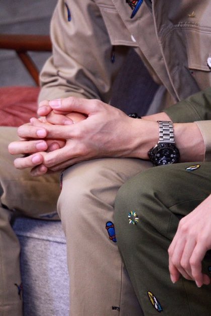 A thread of  #MewGulf holding hands Please feel free to add you favorite pictures as well   #MewGulf