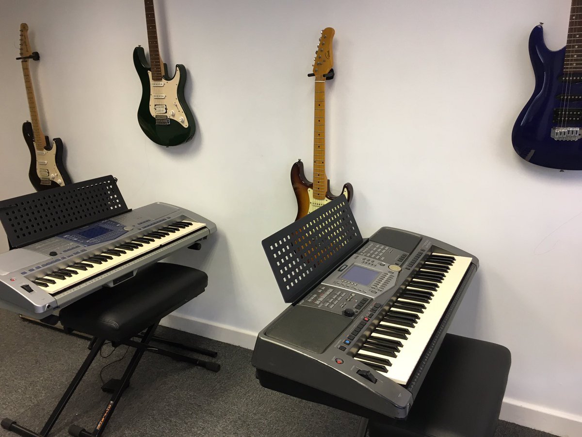 leighmusicangel's tweet photo. Take a look around @DMSMusicSchool ๐๐ต Check in at #DMSKnowle Facebook for #Updates new courses, open days + #MeetTheTeam @solihullhour @Covhour @TalentedLadies @shirleycircle @LoveSolihull https://t.co/uqbFcIbYQX