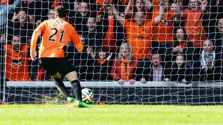 This week, several articles have appeared using language such as "hostilities", "bad blood" and "grudge match" ahead of Newco Rangers v Dundee United. These articles have been awash with disingenuous nonsense about the "history" of the fixture. (thread)