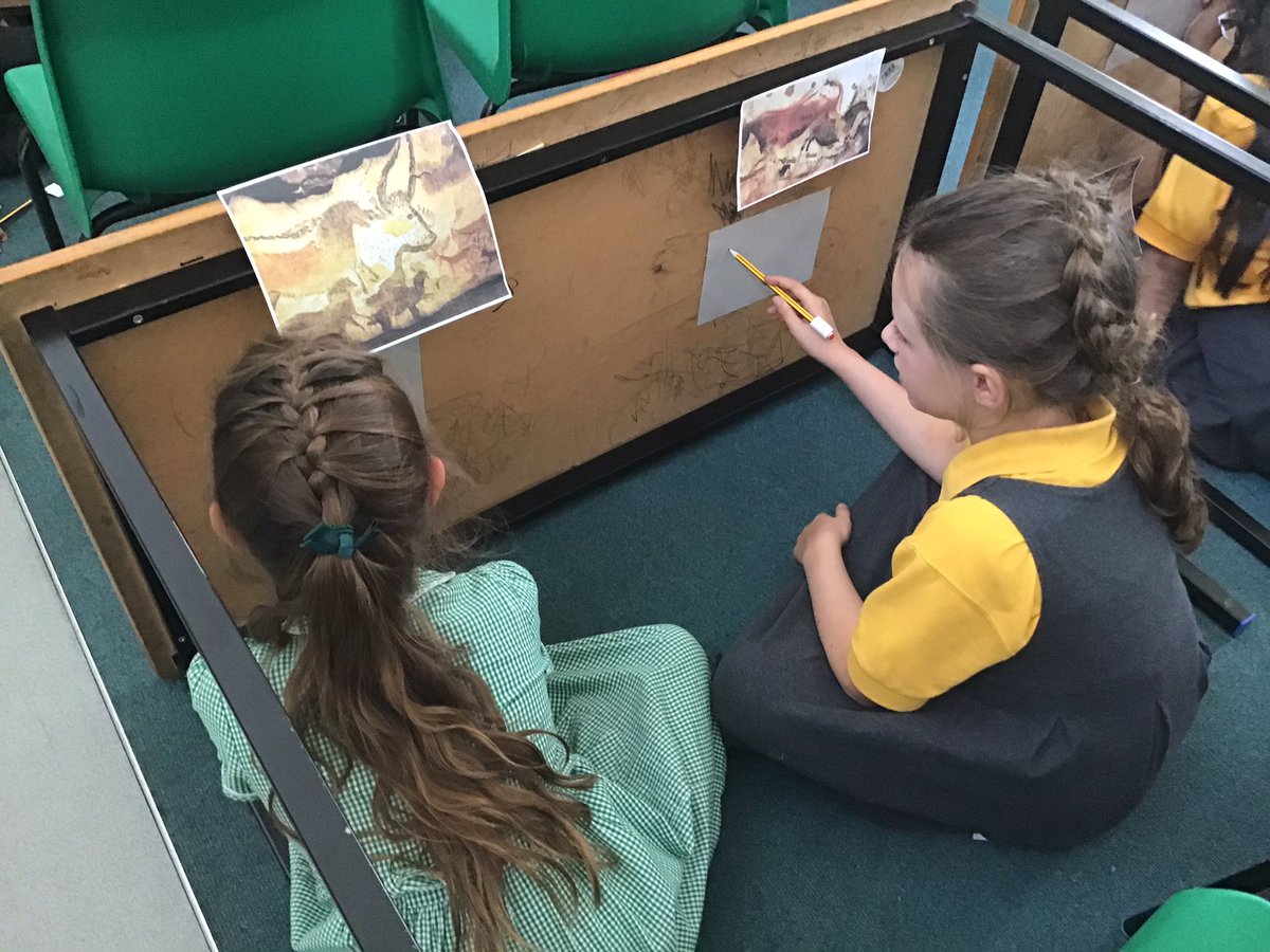 KingfishersMPS's tweet photo. In history we have learnt all about cave paintings and how they show events in the past. We are definitely enjoying making our own on our table cave walls! @MiddletonMPS #artwork #Creative https://t.co/mX6CWEjFOq
