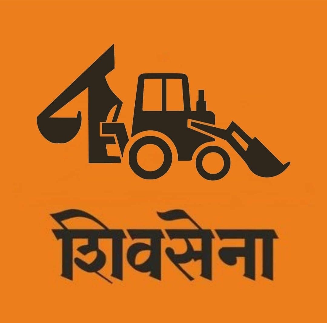 MaitrayPatel01's tweet photo. @Wakchaureprav @Nikhil21921335 @KanganaTeam Fatli re fatli, bhdvyaaa senanchi fatli😃 
1 mulgi, Sonia senncha zavn takli😆 https://t.co/P98gn3fkkS