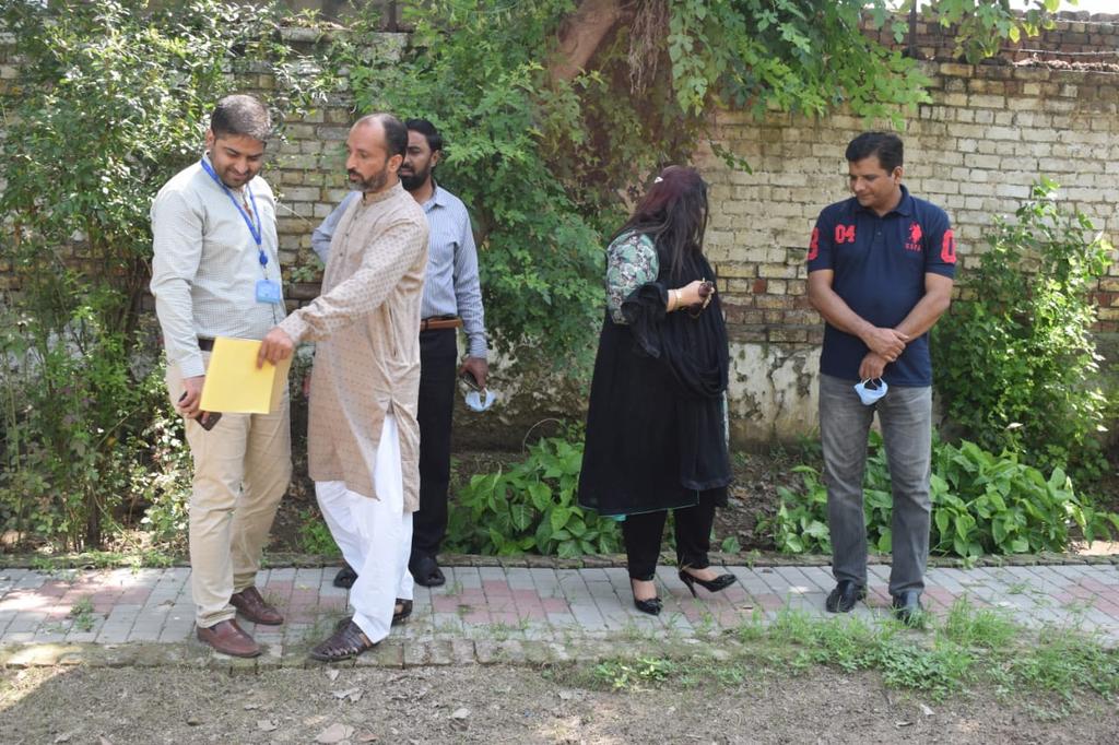 The general check over was of the Cleanliness of VTI, the readiness of the plants & grassy grounds for plantation & cascade the instructions of The CHM. #PVTC regarding the #plantationactivity. The AM Lahore @Muhamma40974278 & Principal @MangaVti ensured to make it a real success