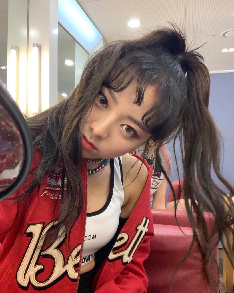 129_archive's tweet photo. 유나스타그램🍒 #ITZY #유나 

https://t.co/RT0AB18OZE https://t.co/8LuBkuZhQl