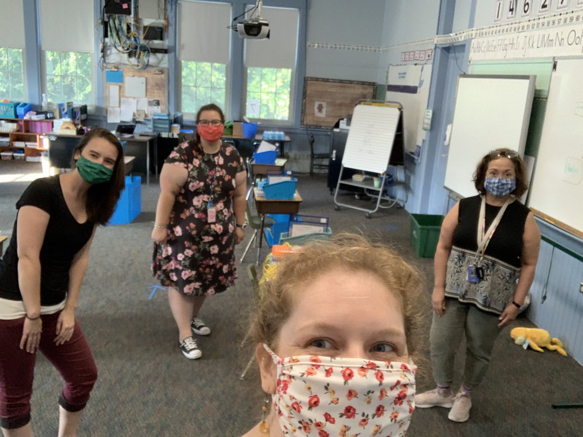 MsWalkama's tweet image. The upstairs NLS team is ready to welcome our 3rd and 4th graders!