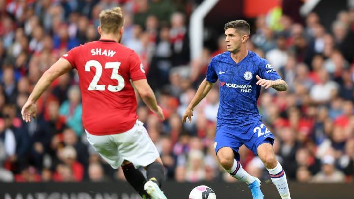 Pulisic made his Premier League debut on the 11th August against Manchester United. A day he might want to forget as this saw the blues lose 4-0.Pulisic scored his first goals for Chelsea on October 26, 2019, completing a "perfect" hat-trick in a 4–2 away win against Burnley.