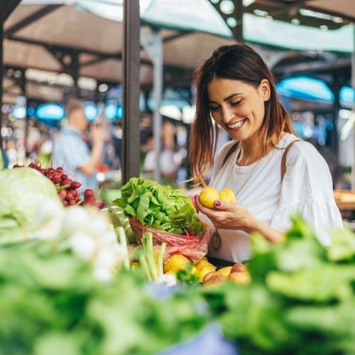 PenguinFreshCAN's tweet photo. This is our friend Marci. We do all the shopping for Marci. She does the purchasing online and we do the picking and packing so it saves Marci a lot of time. 

Nothing easier! Happy to do this for you too! Give it a try!

#PenginPickUpMarket #PenguinPickUp #PickingProduce https://t.co/XRvZ36Cqmf
