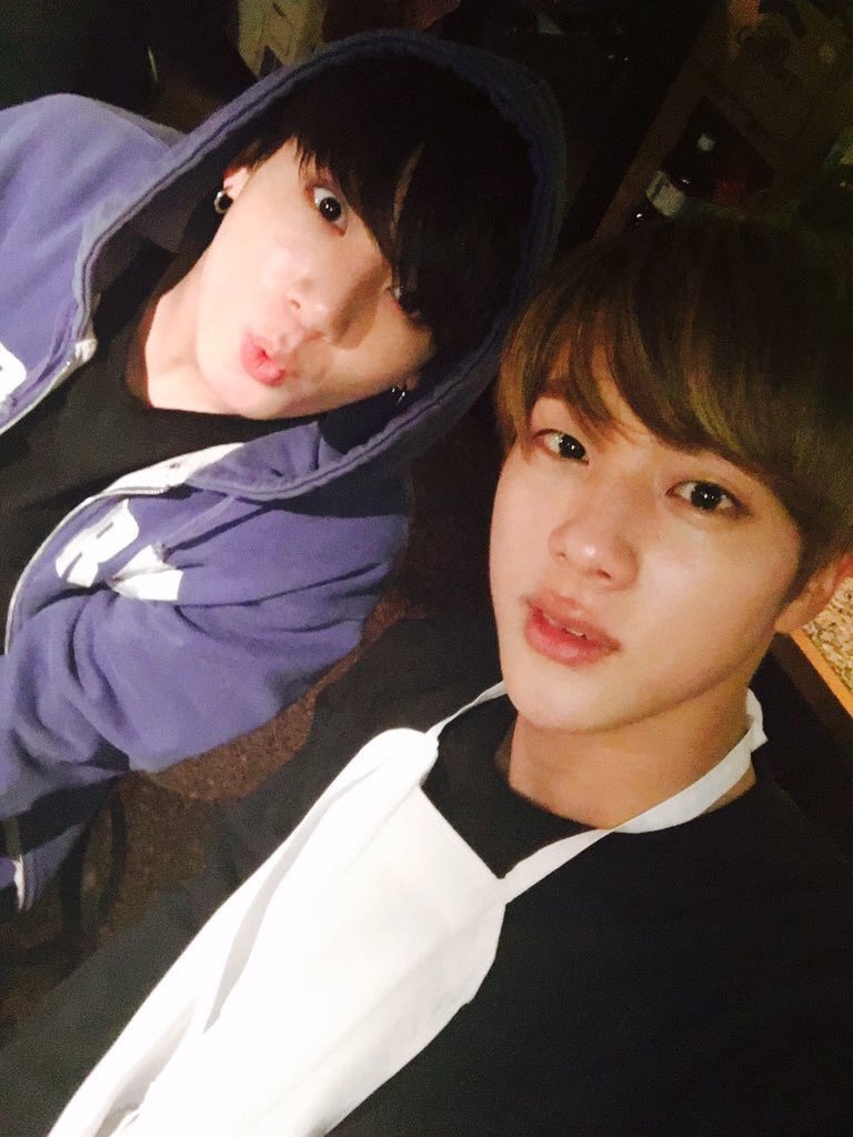 btsluv__'s tweet photo. グクのマッシュが死ぬまでにもう一回みたい https://t.co/1fYdlAVodN