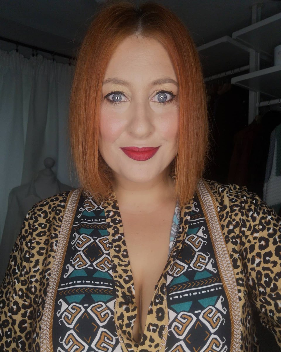 amandacfarrow's tweet photo. Recent photoshoot @DucieStMCR with #jamesfaulkinerphotography @amandacfarrow #model #redhair #blueeyes #siennaskyeboutique #onlocation #stylist
#photographer #establishedinwales 
@LifeinNW #fashionblogger  #embracinganewera @northwalesmag @cheshirelife #independentonlineboutique https://t.co/4nBjzYkLp9